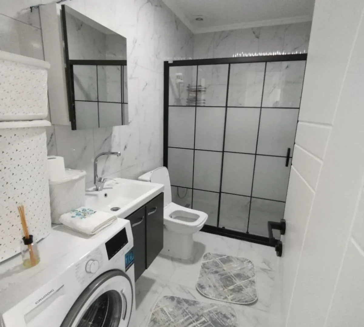 Apartment 1Aileye-Firma Calisanlarina Ege Ueniversite & Hastanesi Yakini Bornova