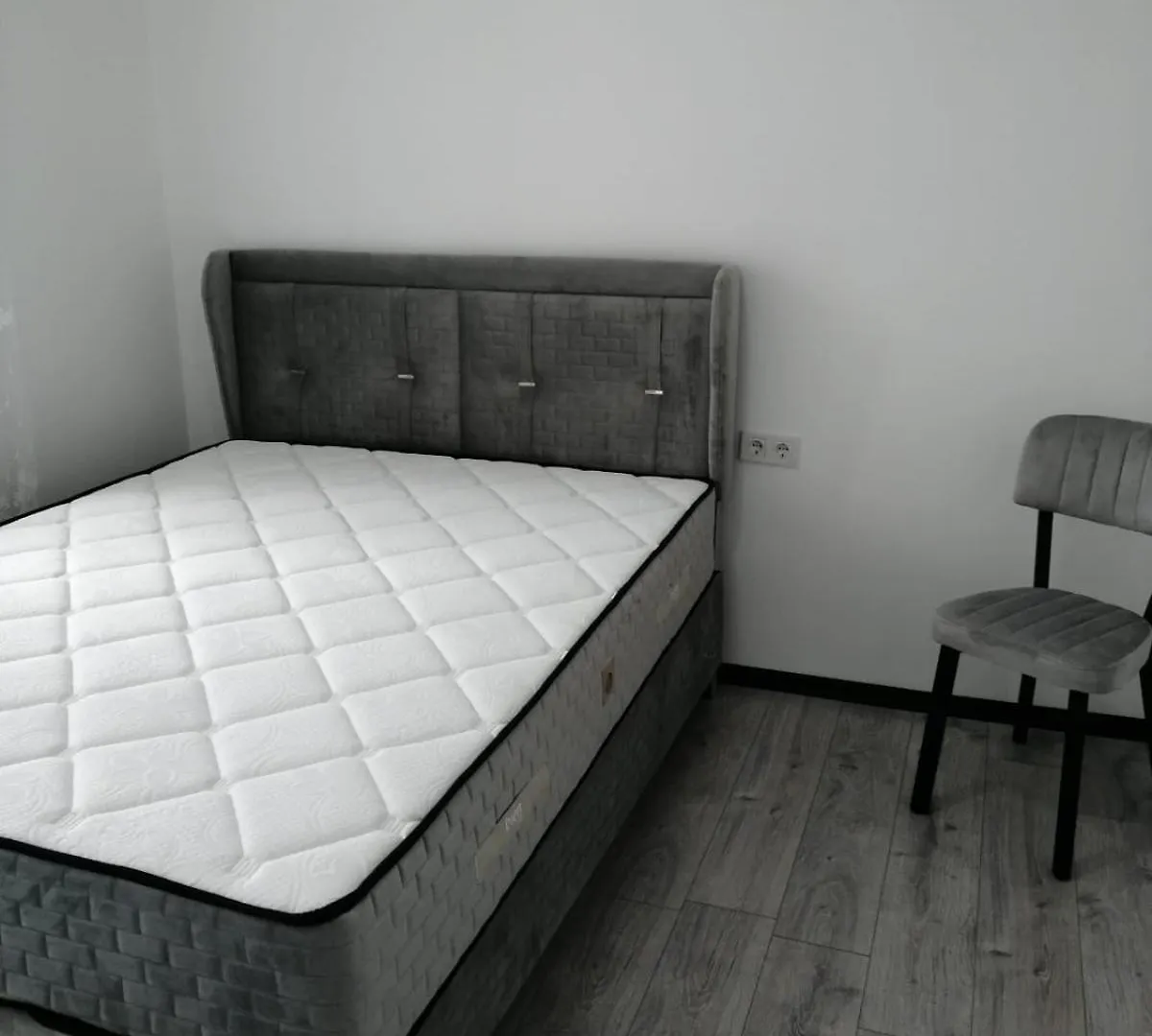 1Aileye-Firma Calisanlarina Ege Ueniversite & Hastanesi Yakini Bornova 0*,